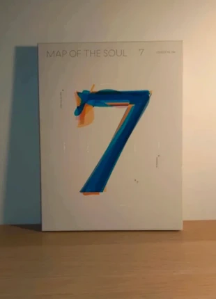 BTS - Map of the soul 7, Version 4, estado: Bom, €16.00, €17.50 inclui Proteção do Comprador