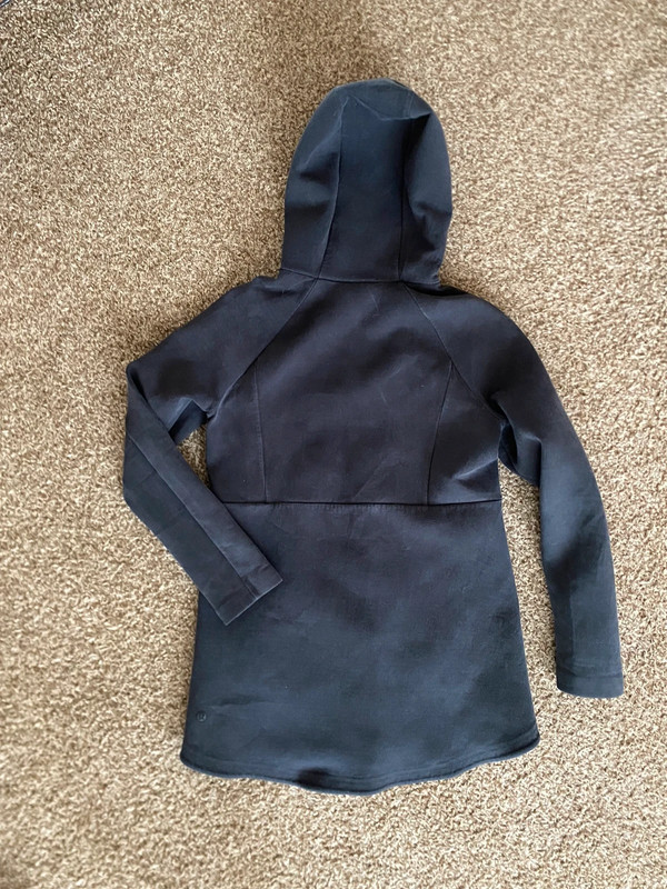 Lululemon black jacket 4