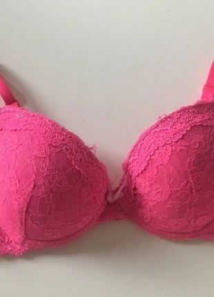 Beau soutien-gorge rose 🥀, état: Très bon état, taille: 90C, 2,50 €, 3,33 € Protection acheteurs incluse