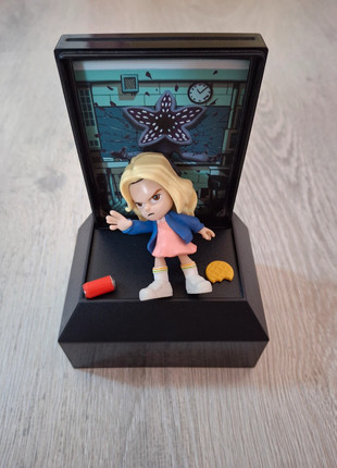Figurine Stranger Things, marque: Stranger Things, état: Neuf sans étiquette, taille: Taille unique, 10,00 €, 11,20 € Protection acheteurs incluse