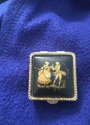 Médaillon fleur doré pierre rouge semi précieuse, marque: Vintage, état: Neuf sans étiquette, 7,00 €, 8,05 € Protection acheteurs incluse