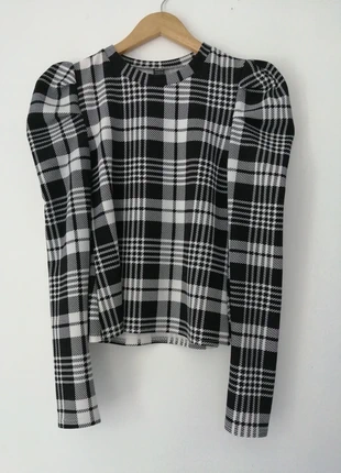 Blouse Shein taille 36, brand: Shein, condizioni: Nuovo senza cartellino, taglia: S / IT 40 / EU 36, €3.00, €3.85 include la Protezione acquisti