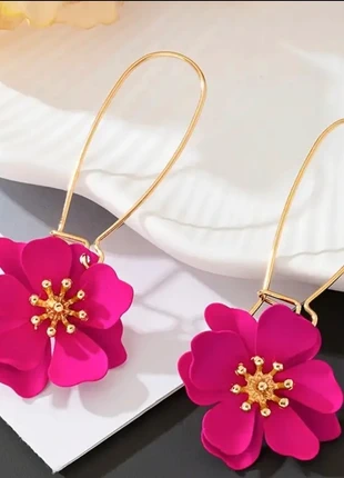 Boucles d’oreilles fuschia, brand: Rose, condition: New with tags, €7.00, €8.05 includes Buyer Protection