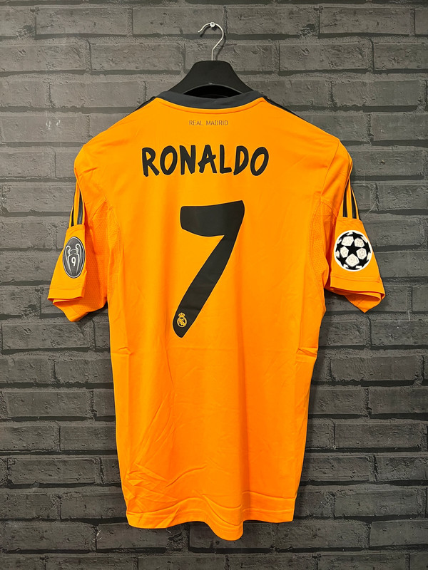 Cristiano Ronaldo Real Madrid 13-14 Third Kit UEFA Champions League 1
