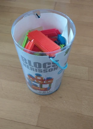 Jeu de construction 'blocs herisson', brand: JEU, condition: Good, size: 12-18 months / 80 cm, €2.00, €2.80 includes Buyer Protection