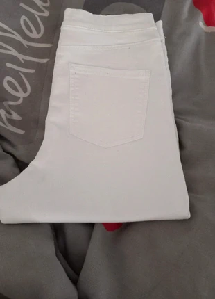 Jeans femme blanc 34/36, état: Neuf sans étiquette, taille: XS / 34 / 6, 7,00 €, 8,05 € Protection acheteurs incluse