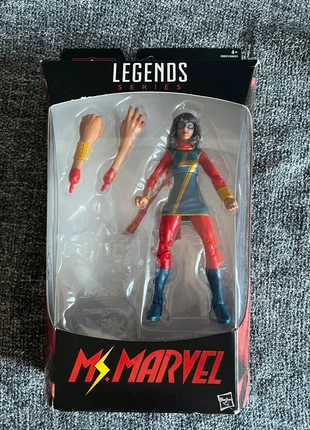 Marvel Legends Ms. Marvel Kamala Khan action figure, marke: Hasbro, zustand: Sehr gut, größe: Einheitsgröße, 20,00 €, 21,70 € inklusive Vinted-Käuferschutz