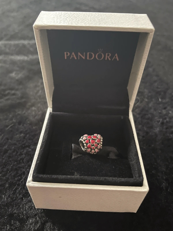 Pandora Moments heart charm | Vinted