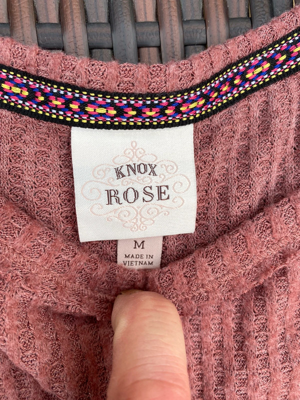 Boutique Knox Rose Top
