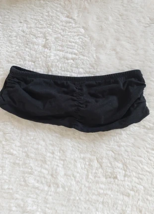 Bandeau poitrine noir taille m (stradivarius), marke: Stradivarius, zustand: Neu, größe: M, 5,00 €, 5,95 € inklusive Vinted-Käuferschutz