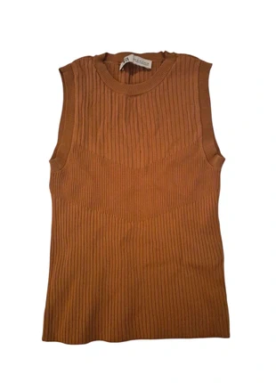 Zara top, merk: Zara, staat: Heel goed, maat: S / 36 / 8, € 5,00, € 5,95 inclusief Kopersbescherming