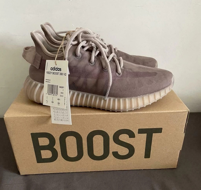 Adidas yeezy top maat 40