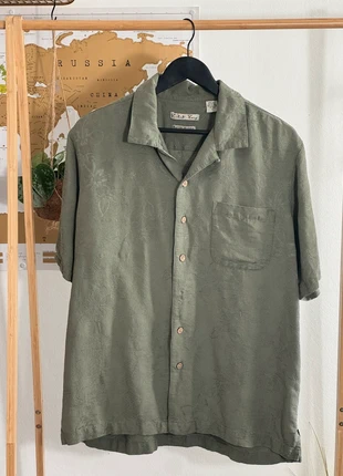 Chemise Hawaii Batik Bay kaki à fleurs 100% soie Taille L, marca: Batik, estado: Muito bom, tamanho: L, €24.90, €26.85 inclui Proteção do Comprador Pro