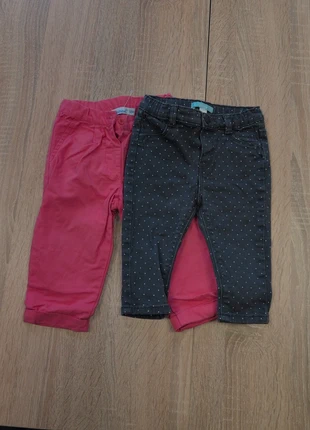 Lot 2 pantalons, merk: Obaïbi, staat: Heel goed, maat: 9-12 maanden / 74 cm, € 2,00, € 2,80 inclusief Kopersbescherming