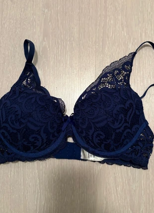 Soutien gorge Tissaia • bleu marine • 90B 🌿, marke: Tissaia, zustand: Sehr gut, größe: 75B, 5,00 €, 5,95 € inklusive Vinted-Käuferschutz