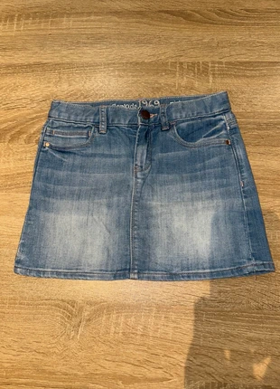 Mini-jupe en jean délavé clair, brand: GapKids, condition: New without tags, size: 10 years / 140 cm, €1.99, €2.79 includes Buyer Protection