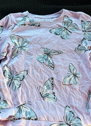 Langarmshirt für Mädchen Gr. 104, merk: Primark, staat: Goed, maat: 4 jaar / 104 cm, € 1,00, € 1,75 inclusief Kopersbescherming