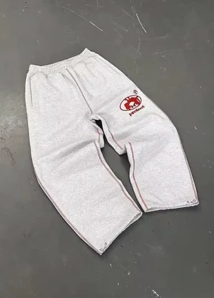 Jogging y2k / streetwear gris taille M large, marque: y2k, état: Neuf sans étiquette, taille: M, 35,00 €, 37,45 € Protection acheteurs incluse