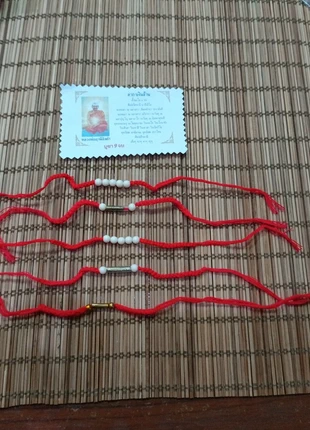 Lot de 5 bracelets de protection 🪷, marque: Thaïlande, état: Neuf sans étiquette, 12,50 €, 13,83 € Protection acheteurs incluse