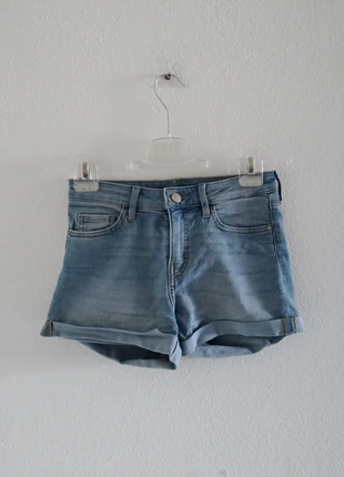 Jeans Hotpants von H&M, marque: H&M, état: Très bon état, taille: XS / 34 / 6, 6,00 €, 7,00 € Protection acheteurs incluse
