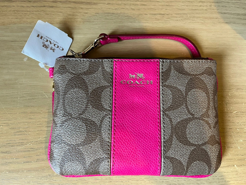 Coach purse 2024 with matching wallet