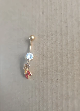 Aarbei navelpiercing, staat: Heel goed, € 5,00, € 5,95 inclusief Kopersbescherming