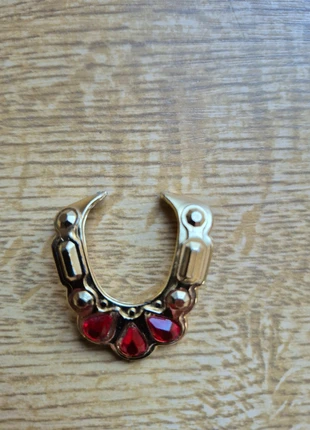 Barbie ketting hongkong en hoed, merk: Hong Kong, staat: Goed, maat: Prematuur, tot 44 cm, € 8,50, € 9,63 inclusief Kopersbescherming