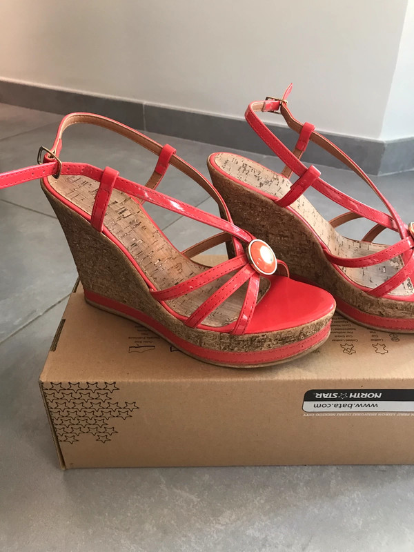 Sandales compensees corail