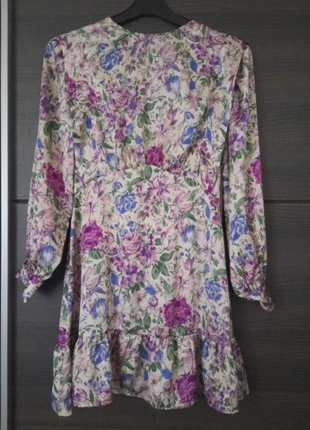Vestido floreado lila, brand: Zara, condition: Very good, size: M / 38 / 10, €10.00, €11.20 includes Buyer Protection