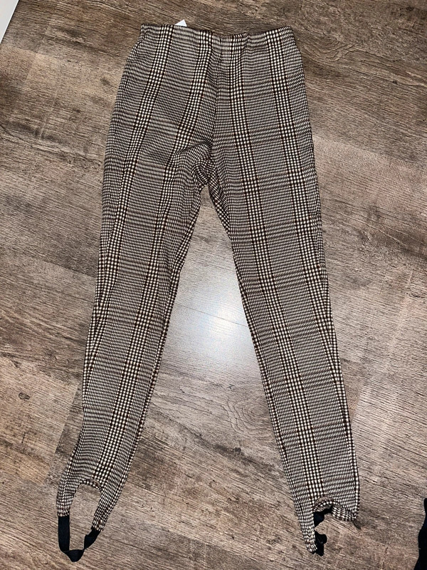 Zara Hose 1