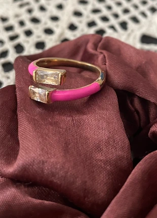 Très jolie bague acier rose fluo, marke: Bohm, zustand: Neu, größe: Größenverstellbar, 6,00 €, 7,00 € inklusive Vinted-Käuferschutz