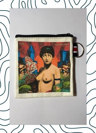 La femme - Pochette collector 11x11 - porte-clés porte-monnaie, condizioni: Ottime, €7.50, €8.58 include la Protezione acquisti