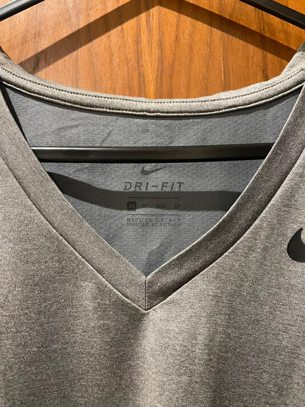 Nike drifit tshirt 2