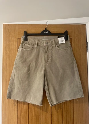 Bermuda Neutral Shorts, brand: Marks & Spencer, condition: New with tags, size: M / UK 12-14, £8.25, £9.36 includes Buyer Protection
