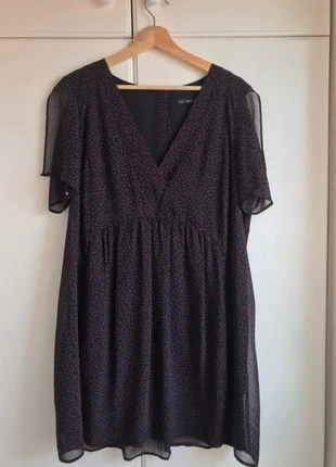 Vestido Zara Estrellas, merk: Zara, staat: Nieuw zonder prijskaartje, maat: XL / 42 / 14, € 7,99, € 9,09 inclusief Kopersbescherming