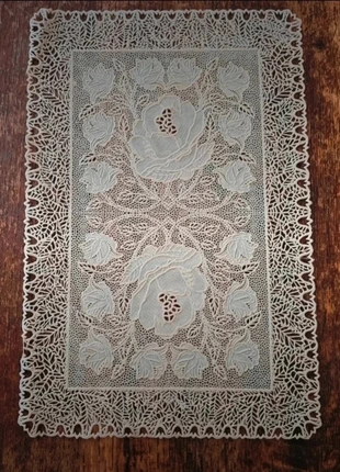 Beautiful vinyl lace doilies set of 4, brand: decor, condition: New with tags, £8.00, £9.10 includes Buyer Protection