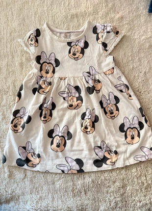 Vestido C&A, brand: C&A, condizioni: Ottime, taglia: 3-6 mesi / 62 cm, €4.00, €4.90 include la Protezione acquisti
