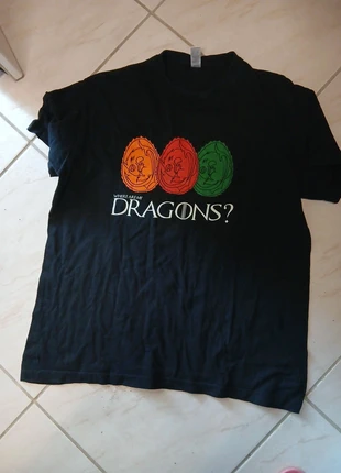 T shirt dragons M, marca: Dragon, estado: Bom, tamanho: M, €1.50, €2.28 inclui Proteção do Comprador