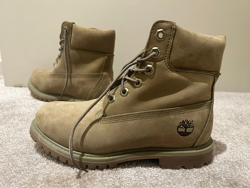 Light green 2024 timberland boots