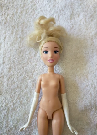 Poupée hasbro Disney, marke: Hasbro, zustand: Zufriedenstellend, größe: Einheitsgröße, 1,50 €, 2,28 € inklusive Vinted-Käuferschutz
