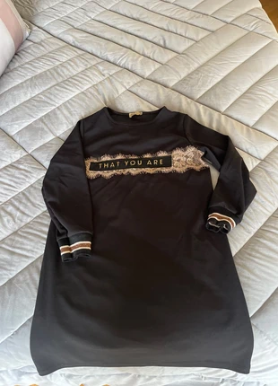 Vestido negro “Boutique italiana “, marca: Boutique Italiana, estado: Nuevo sin etiquetas, tamaño: M / 38 / 10, 39,00 €, 41,65 € Protección al comprador incluida