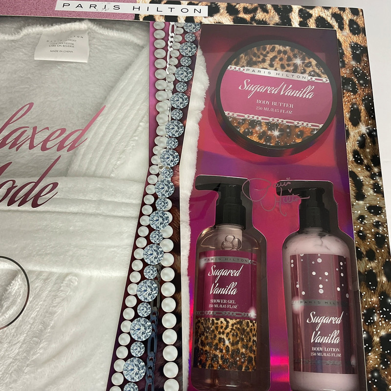 Relaxed Mode 4 pc Bath Luxuries Bath & Body Set 4