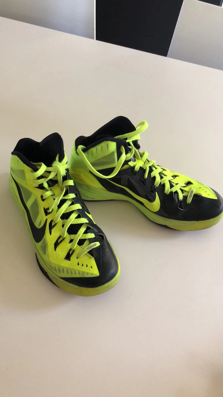 taal Mijnwerker lengte Chaussures de basket Nike jaune fluo - Vinted