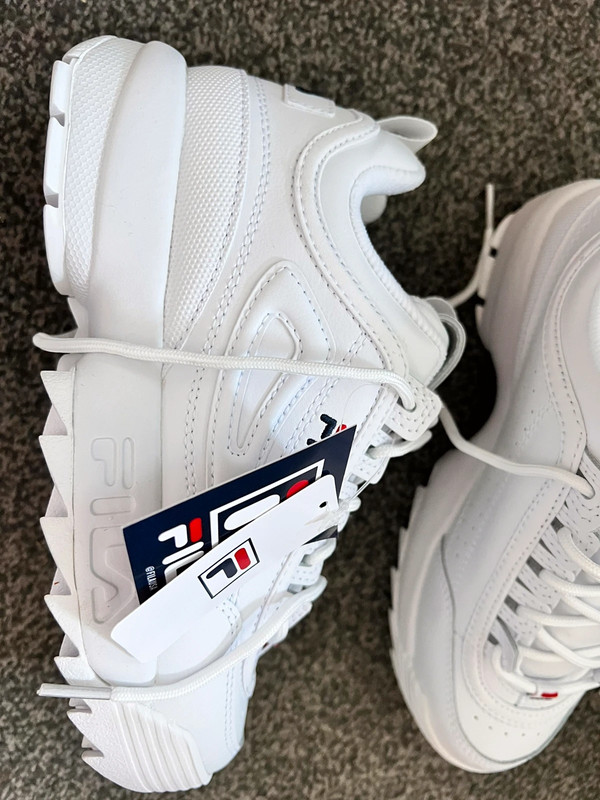 Fila trainers online size 3