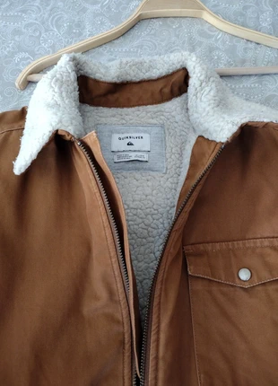 Chaqueta borreguito Quiksilver, marca: Quiksilver, estado: Muy bueno, tamaño: 14 años / 164 cm, 6,00 €, 7,00 € Protección al comprador incluida