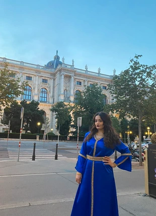 Abendkleid, marke: Sonstiges, zustand: Sehr gut, größe: S / 36 / 8, 75,00 €, 79,45 € inklusive Vinted-Käuferschutz