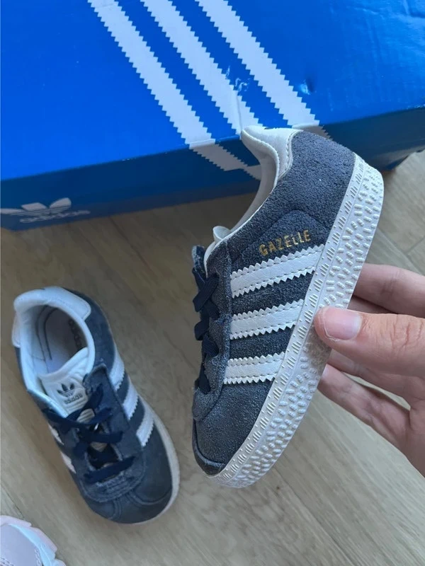Adidas Gazelle Taille 23 - photo numéro 2
