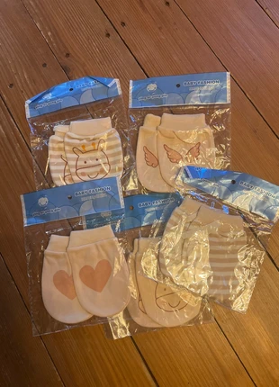 Gants anti grattage bébé, marca: Baby Fashion, estado: Novo com etiquetas, tamanho: Recém-nascidos, 44 cm, €2.00, €2.80 inclui Proteção do Comprador