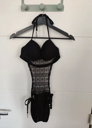 Maillot de bain noir avec filet taille M, état: Très bon état, taille: M / 38 / 10, 5,00 €, 5,95 € Protection acheteurs incluse