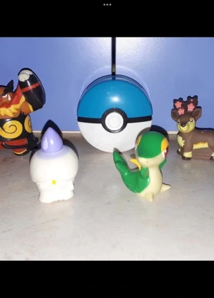 Set Pokemon Nintendo Bandai, marque: Nintendo, état: Bon état, taille: Taille unique, 3,00 €, 3,85 € Protection acheteurs incluse